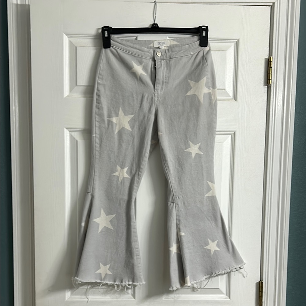 Peach Love Light blue Flared Capri Pants with White Stars